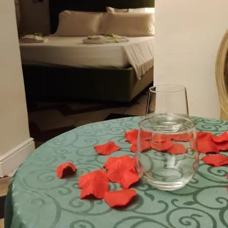 Romeo Luxury Bed & Breakfast *